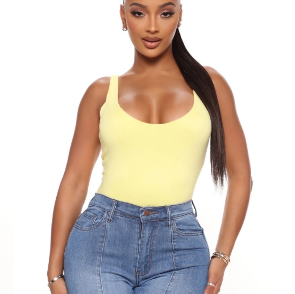 FASHION NOVA Size. Large Leanne Double Lined Bodysuit